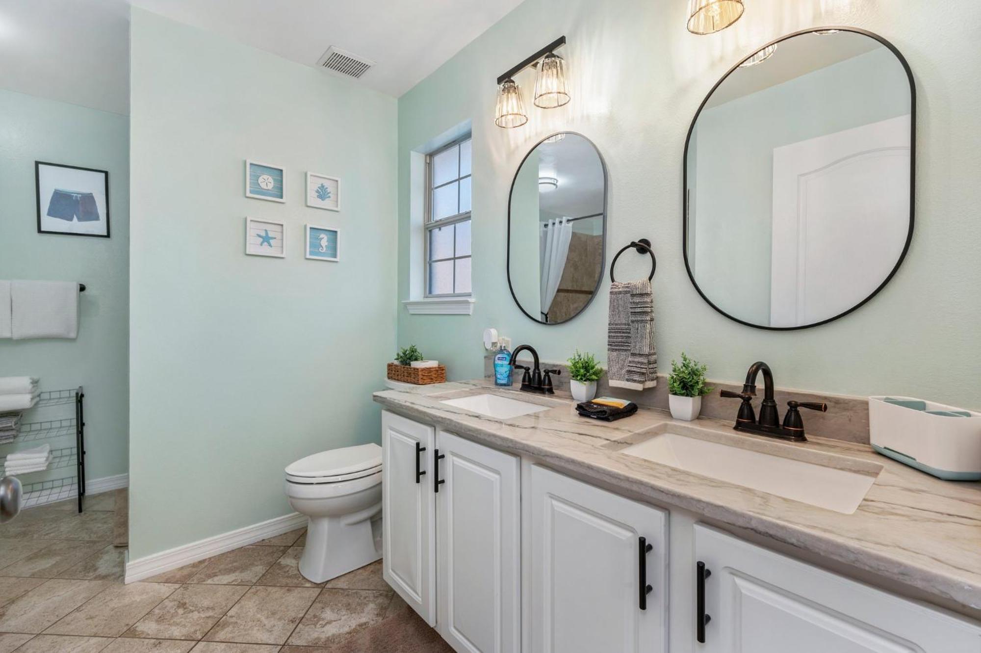 Beautiful Pet Friendly Home! Tropical Pool, Optional Golf Cart & Pool Heat, Minutes To Beach Destin Kültér fotó