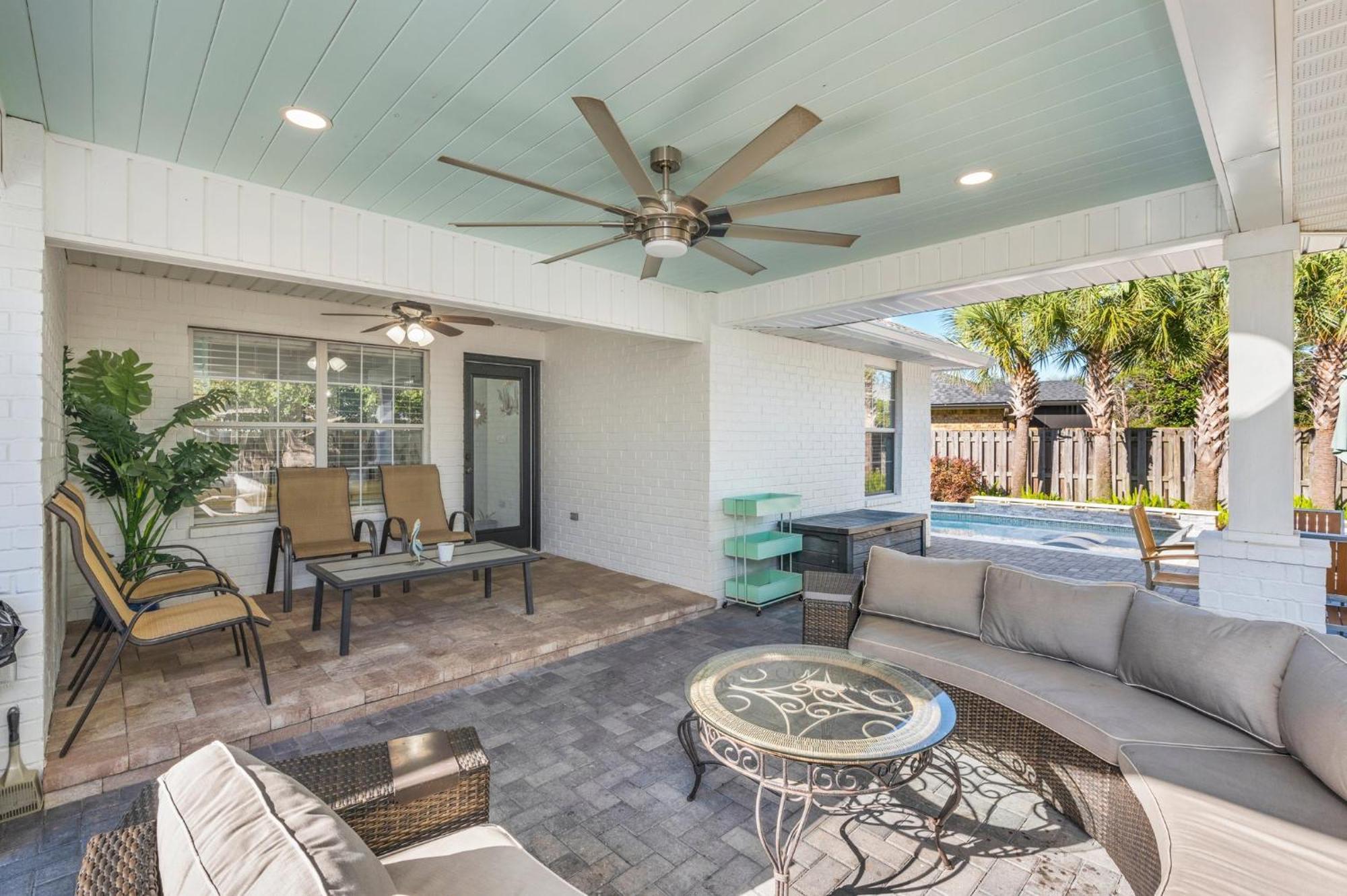 Beautiful Pet Friendly Home! Tropical Pool, Optional Golf Cart & Pool Heat, Minutes To Beach Destin Kültér fotó