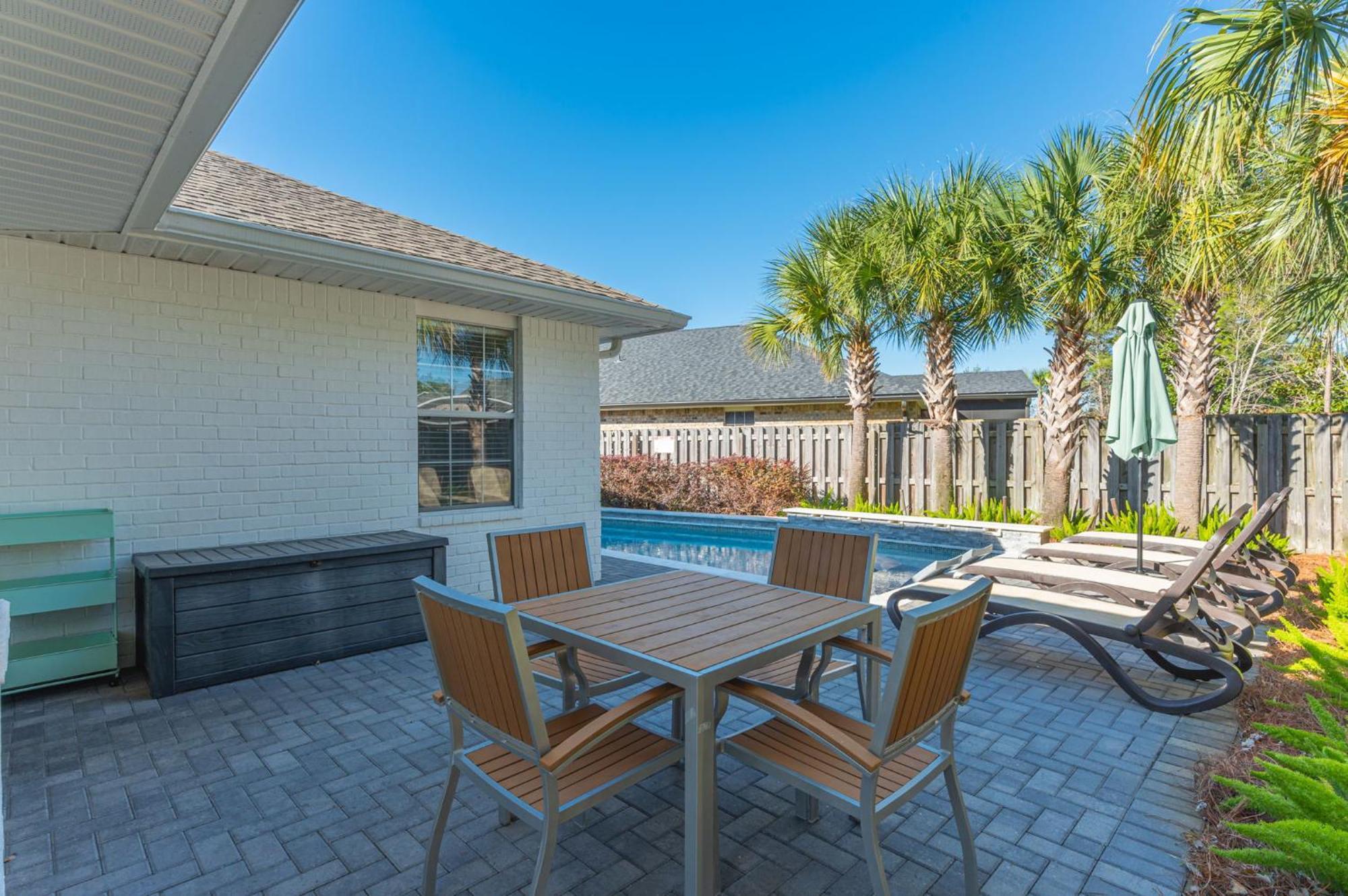 Beautiful Pet Friendly Home! Tropical Pool, Optional Golf Cart & Pool Heat, Minutes To Beach Destin Kültér fotó